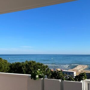 Hotel giada di fronte alla spiaggia (4)